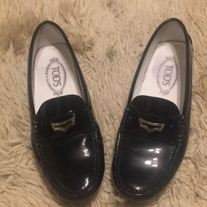 TOD’S Black Patent Leather Loafers